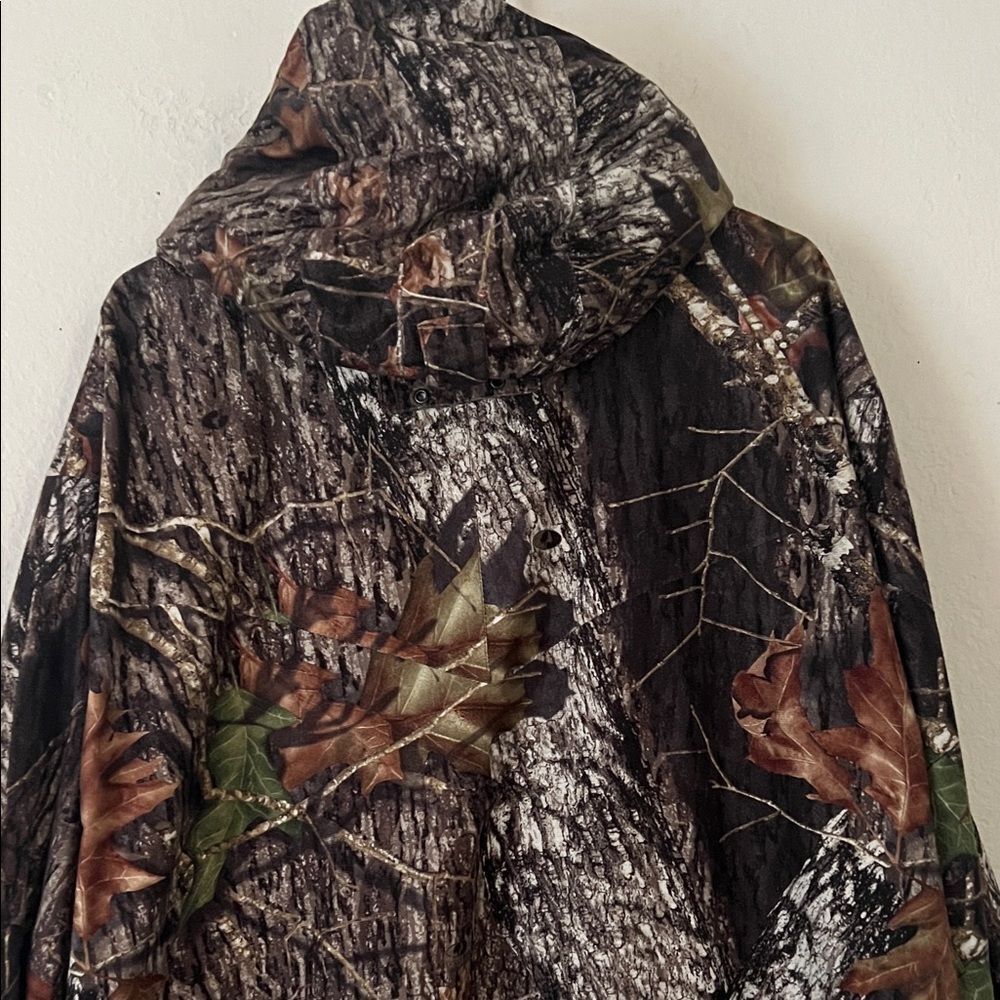 Cabela's Whitetail Real Tree Camo Hooded Gore-Tex Hunting Jacket in Size XL - Picture 7 of 16